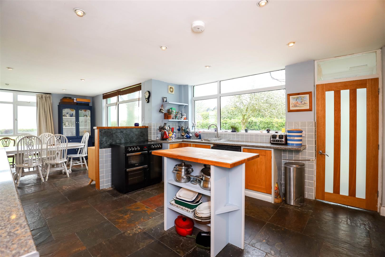 Watts & Nash, Cowbridge, Vale Of CF71 7NS